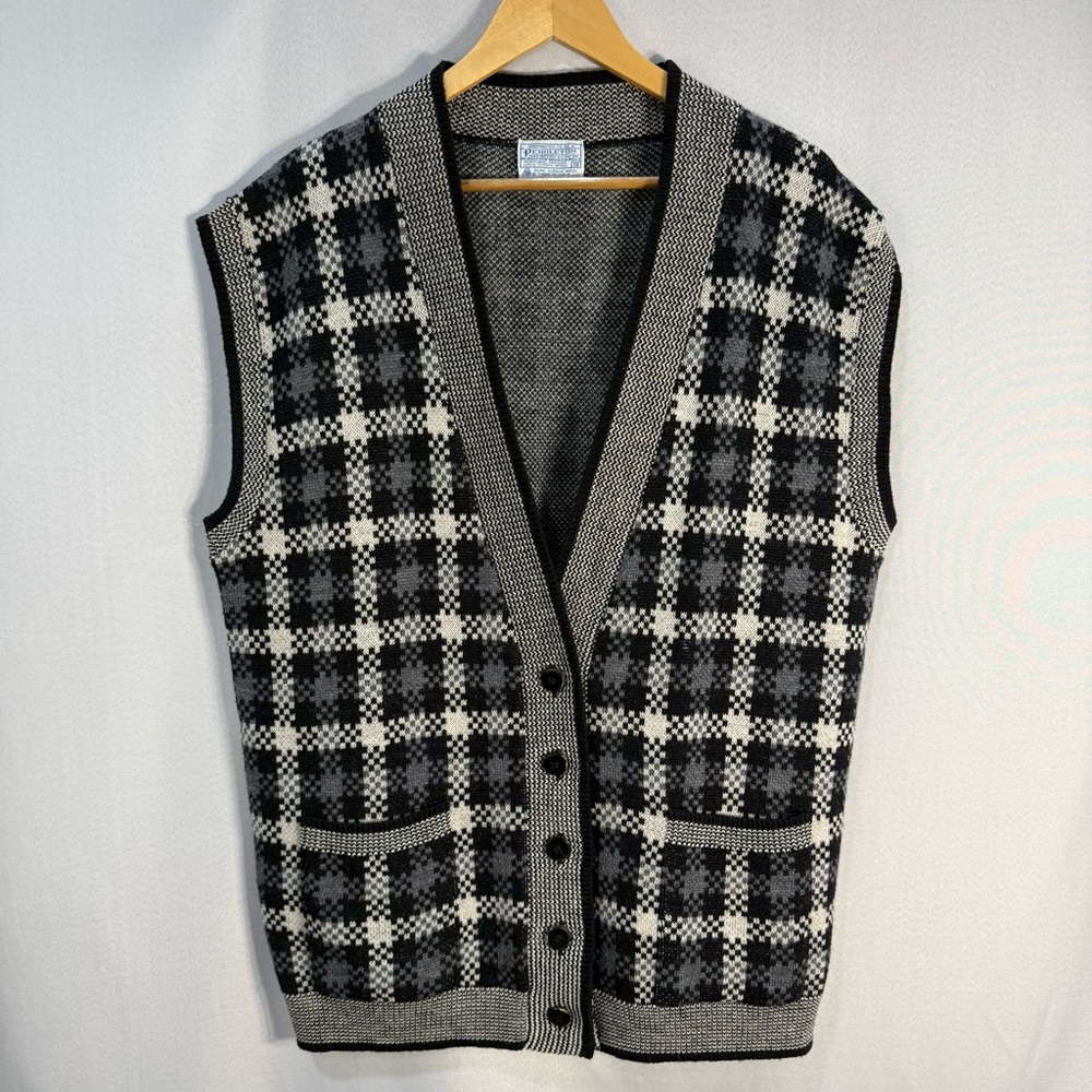 Pendleton Wool Plaid Sweater Vest Black Gray 1X Made in USA